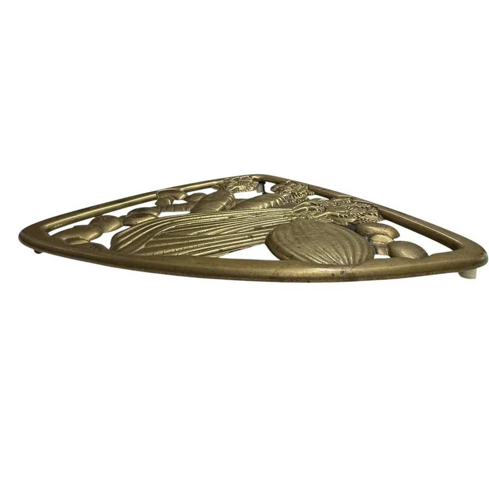 Borhay Brass Vegetable Trivet Wall Decor Gold Good 1983 Italy Carrots‎ Onion Fan